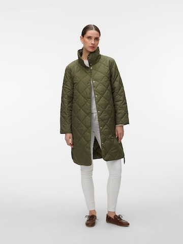 Manteau mi-saison 'VMMilliemay' VERO MODA en vert : devant