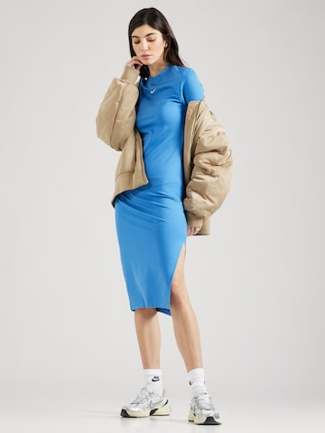 Robe 'ESSNTL' Nike Sportswear en bleu