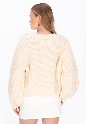 Pull-over MYMO en blanc