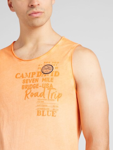 CAMP DAVID Tričko 'Muscle' – oranžová