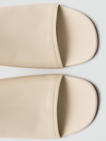 MANGO Pantolette 'COIN' i beige