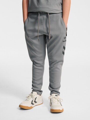 Hummel Regular Broek 'Cima 2.0' in Grijs: voorkant