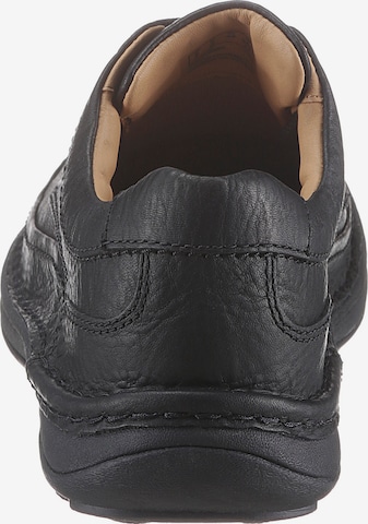 Scarpa stringata 'Nature' di CLARKS in nero