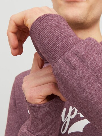 JACK & JONES Sweatshirt in Rot