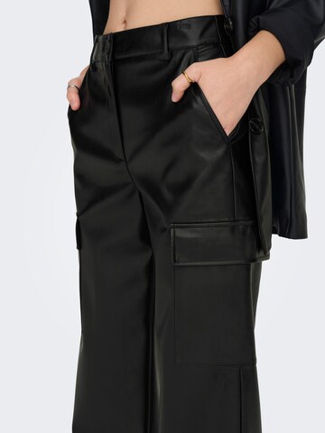 juoda ONLY Standartinis Laisvo stiliaus kelnės 'BLAKE'