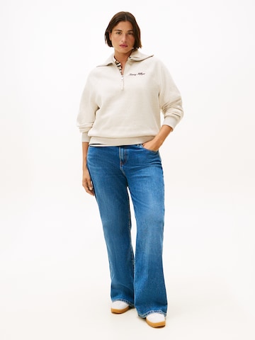 Tommy Hilfiger Curve Sweatshirt 'CLASSIC' in Beige