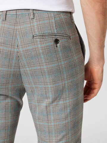 BURTON MENSWEAR LONDON Slim fit Trousers in Grey