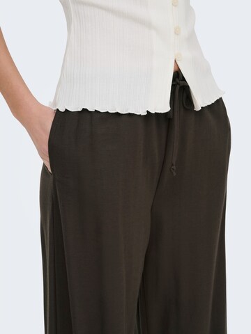 JDY Avar lõige Püksid 'JDYLESLIE', värv pruun