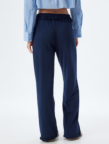 Koton Loose fit Trousers in Blue