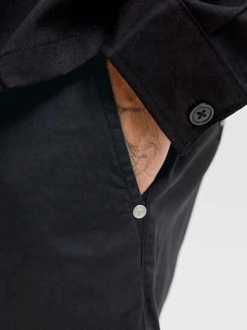 JACK & JONES - Loosefit Pantalón chino en negro