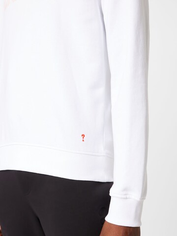 GUESS Sweatshirt 'BEAU' in White