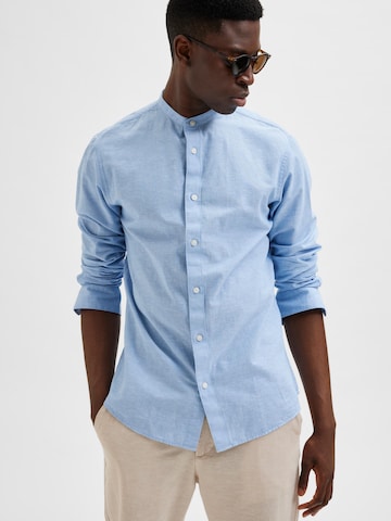 mėlyna SELECTED HOMME Priglundantis modelis Marškiniai