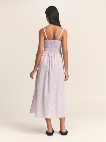 St MRLO Kleid 'Lanah' in Lila: Rückseite