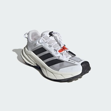 ADIDAS TERREX Полуботинки 'Freehiker SL' в Белый