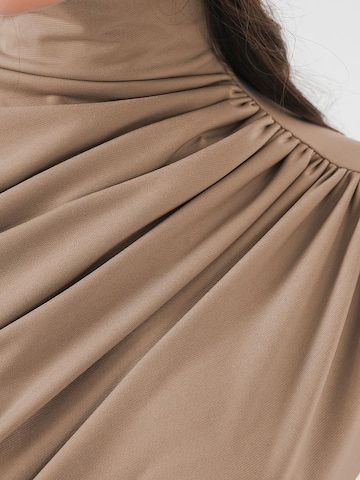 Bigdart Blouse in Beige