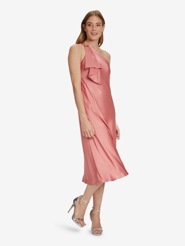 Vera Mont Cocktail Dress in Orange: front