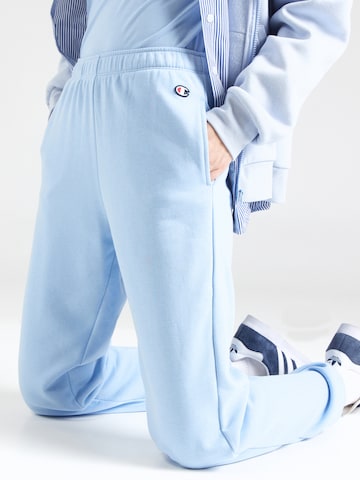 Tapered Pantaloni di Champion Authentic Athletic Apparel in blu