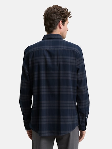 Coupe regular Chemise TOM TAILOR en bleu