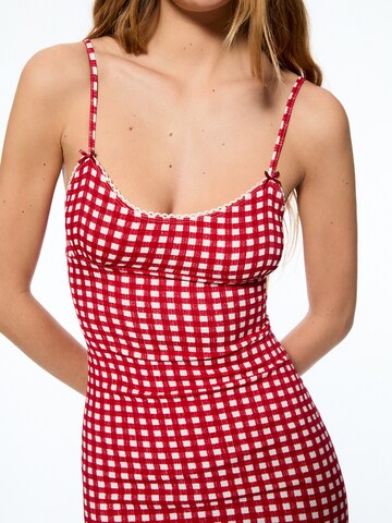 Pull&Bear Letné šaty - Červená