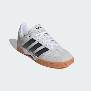 ADIDAS PERFORMANCE - Sapatilha de desporto 'Spezialist' em branco