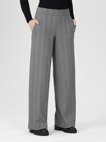 st.Ann Loosefit Hose in Grau: Vorderseite