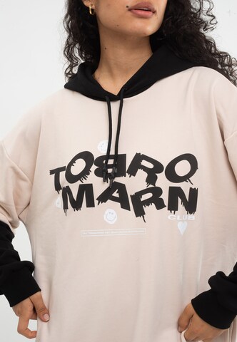 Tom Barron Sweatshirt in Beige