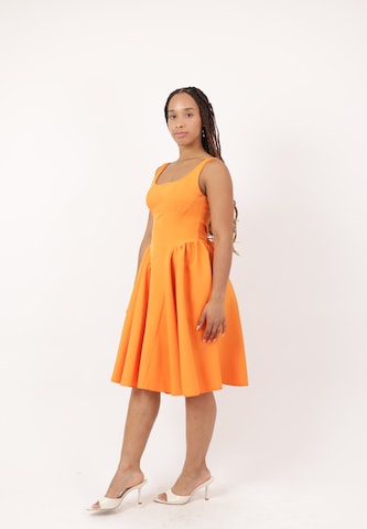 Elara Cocktailjurk in Oranje
