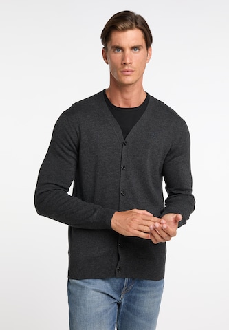 DreiMaster Klassik Knit Cardigan in Grey: front