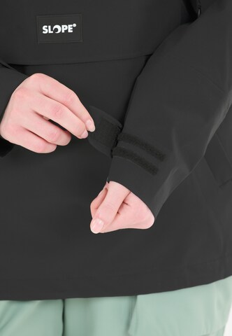 SLOPE Athletic Jacket 'Ruki' in Black