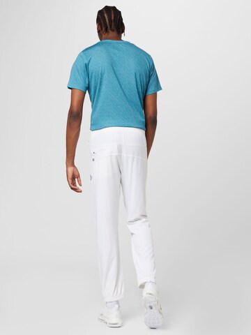 Effilé Pantalon de sport BIDI BADU en blanc