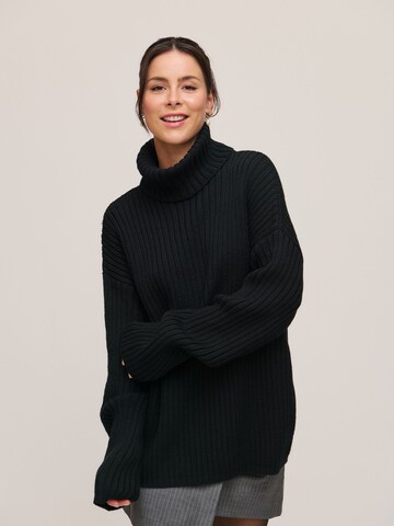 A LOT LESS Pullover 'Charlotta' in Schwarz: predná strana