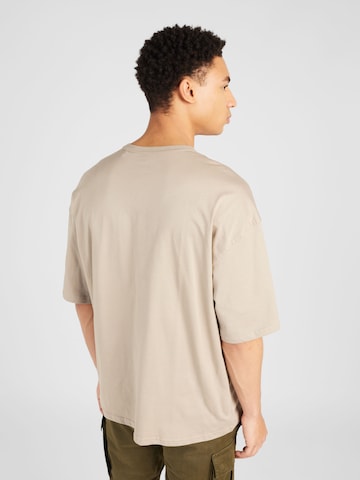 ALPHA INDUSTRIES Bluser & t-shirts 'Essentials' i beige