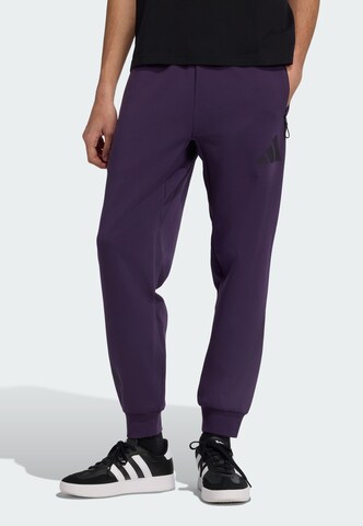 Tapered Pantaloni sportivi 'Z.N.E.' di ADIDAS SPORTSWEAR in lilla: frontale
