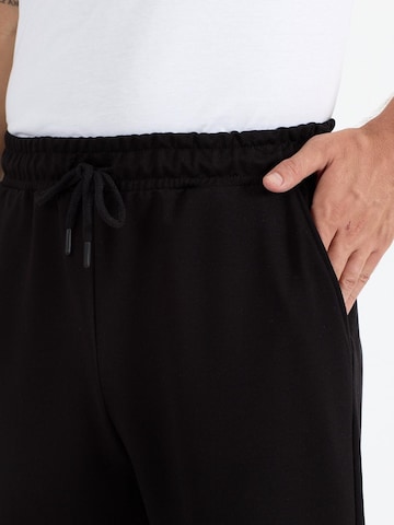 Maxx Free Regular Workout Pants 'Jogginghose Herren' in Black