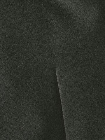 Next Regular Hose in Grün