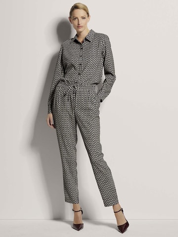 MADELEINE Tapered Bandplooibroek in Zwart