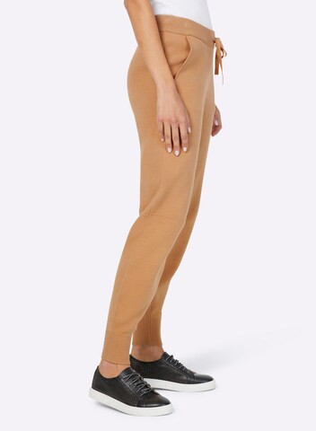 heine Дънки Tapered Leg Панталон в бежово