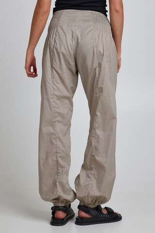 PULZ Jeans Tapered Hose 'JILL' in Grau