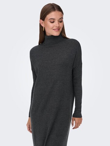 ONLY Knitted dress in Grey