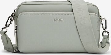 Calvin Klein Crossbody Bag 'Must' in Green: front