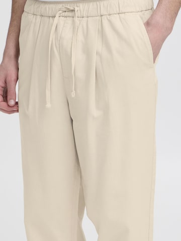 Loosefit Pantalon à pince ' CFHAAKAN cotton ' Casual Friday en beige
