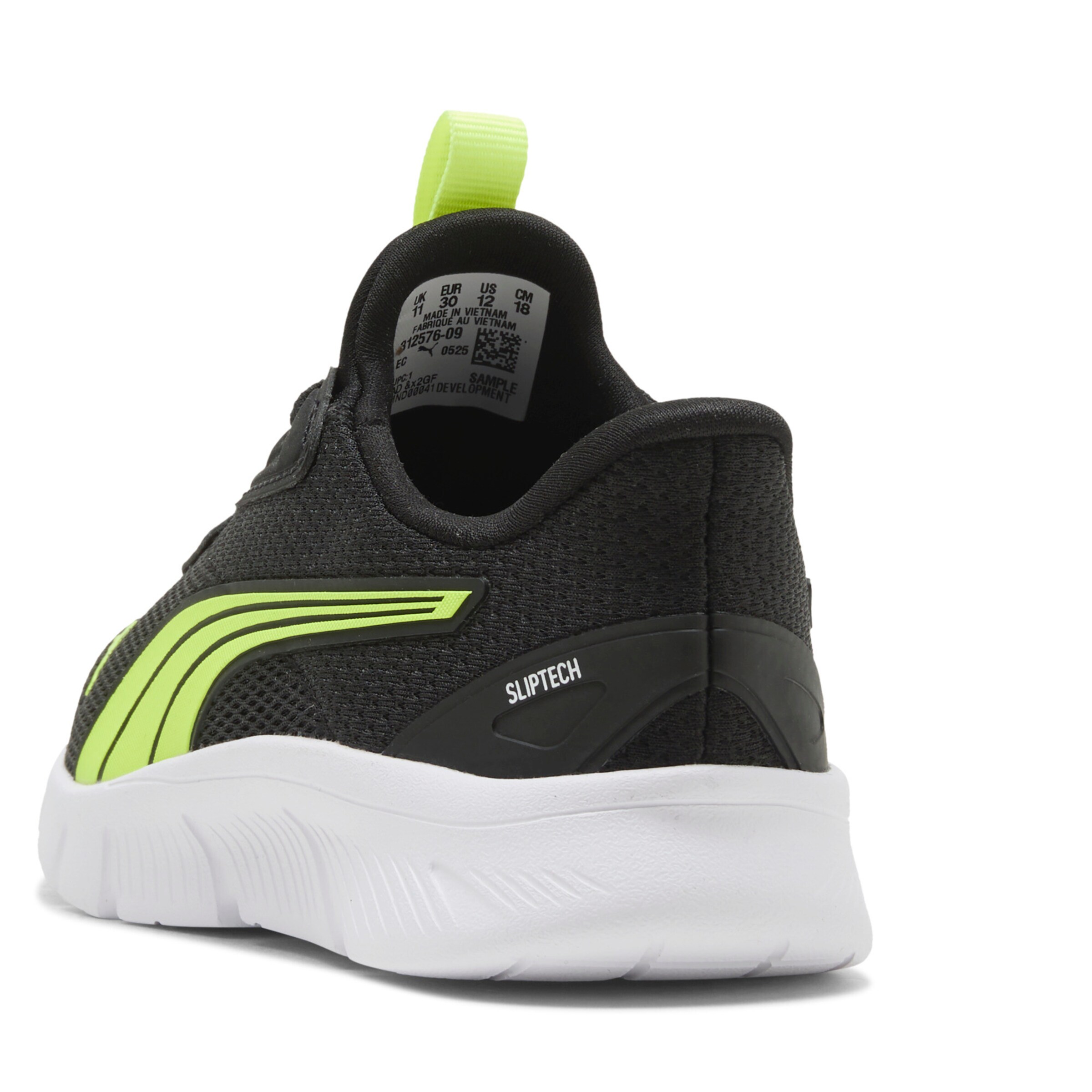 PUMA Slip On in Schwarz