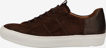 LLOYD Sneakers laag in Bruin: voorkant