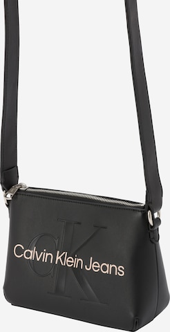 Sac à bandoulière Calvin Klein Jeans en noir : devant