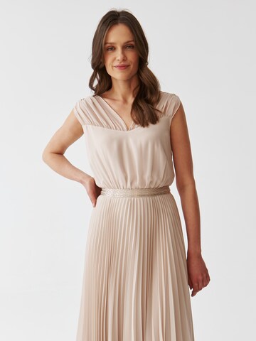 Robe de soirée 'MENTORA' TATUUM en beige