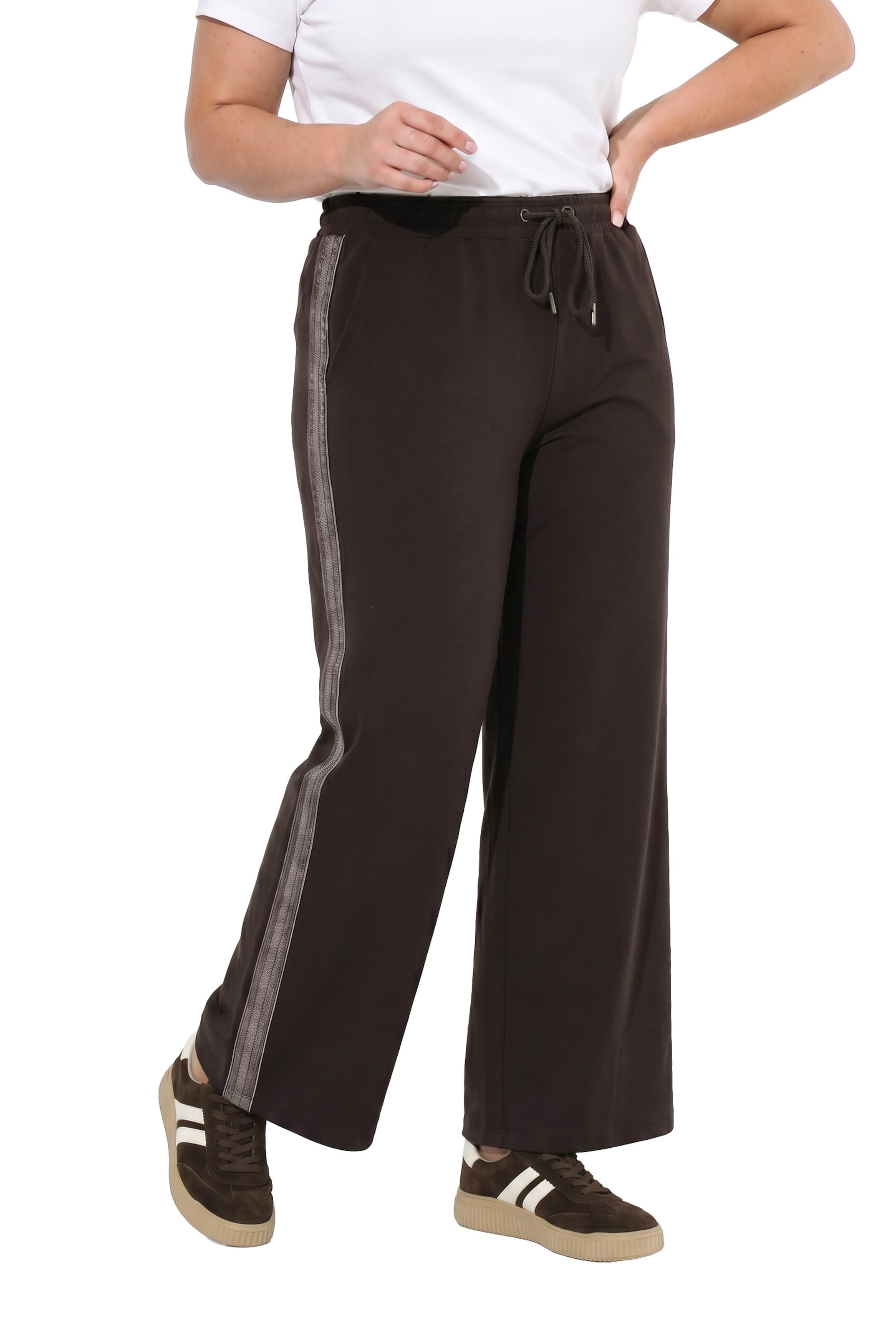 Ulla Popken Regular Pants in Brown: front