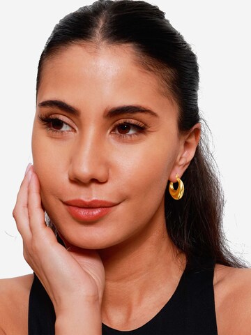 Heideman Earrings 'Mira' in Gold: front