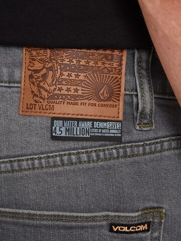 Volcom Loosefit Jeans 'Lurking' in Grau
