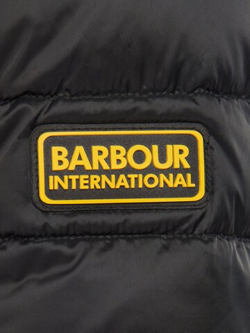 Barbour International Φθινοπωρινό και ανοιξιάτικο μπουφάν 'Racer' σε μαύρο