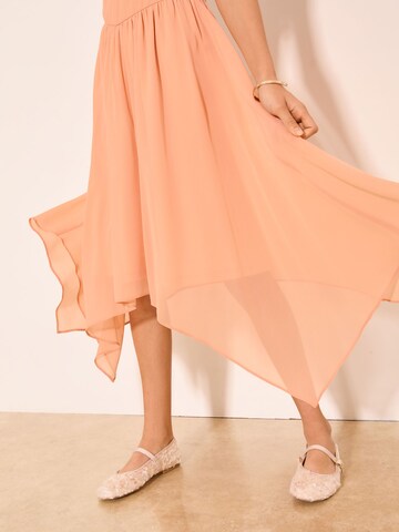 Lipsy Kleid in Orange
